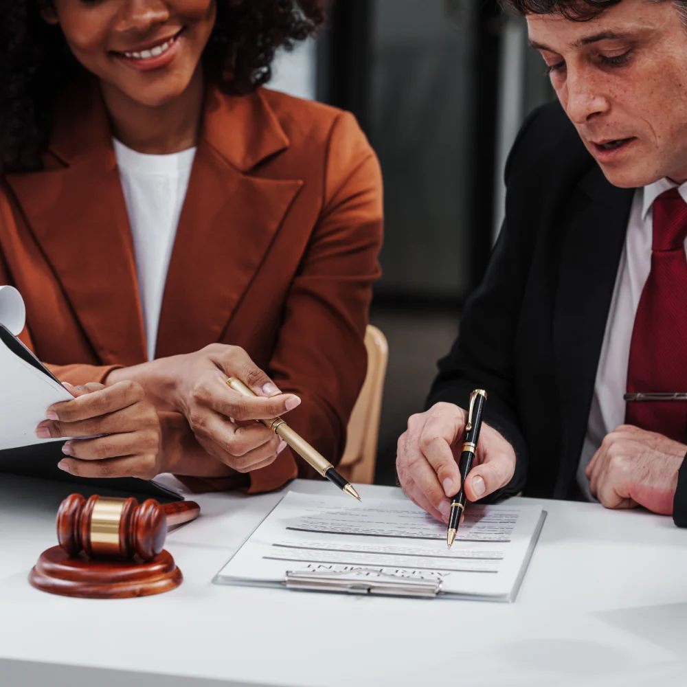 law-firm-jobs-lawyer-specialist-business-and-ban-2025-02-14-05-50-17-utc